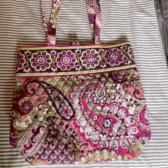 Vera Bradley Tote - Picture 3 of 7
